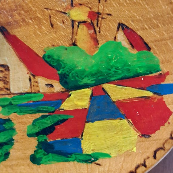 Vintage wood 3D plate wall hanging, windmill spins. - Picture 4 of 8